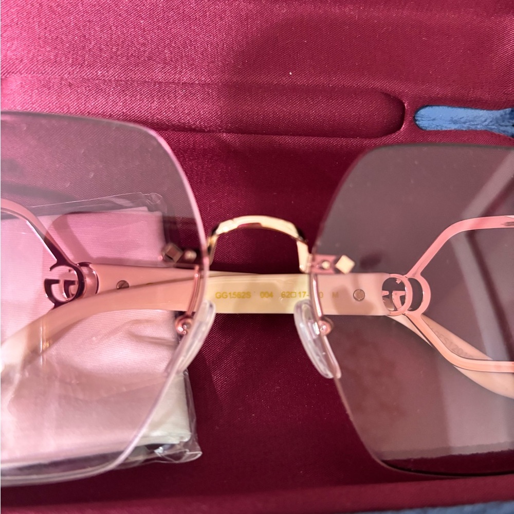 Gucci Pink and Gold Fashion Glasses